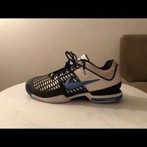 Nike Tennis shoes